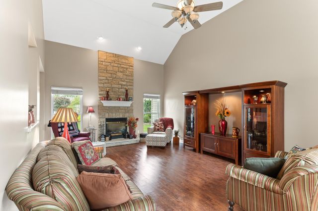 5954 Rainwater Way, Columbus, OH 43228