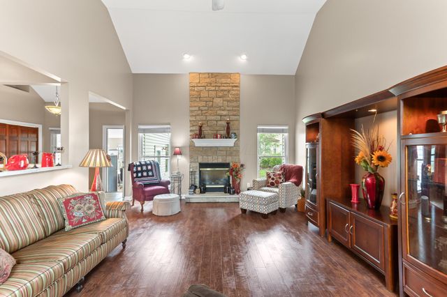 5954 Rainwater Way, Columbus, OH 43228