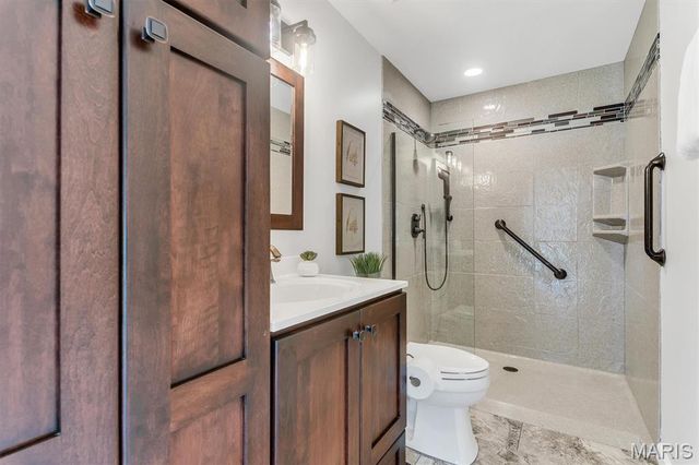 4320 Grand Marnier Drive, St Louis, MO 63129