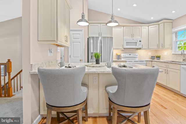 2332 GOLDEN CHAPEL RD, Odenton, MD 21113