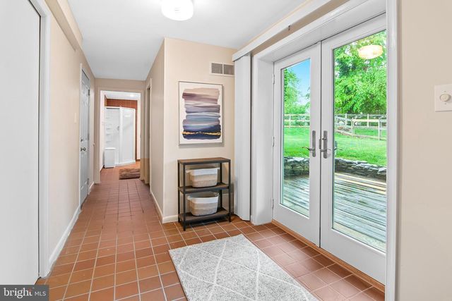 2332 GOLDEN CHAPEL RD, Odenton, MD 21113