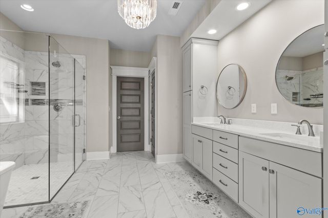 21 Scenic Loop Road, Huntsville, AL 35803