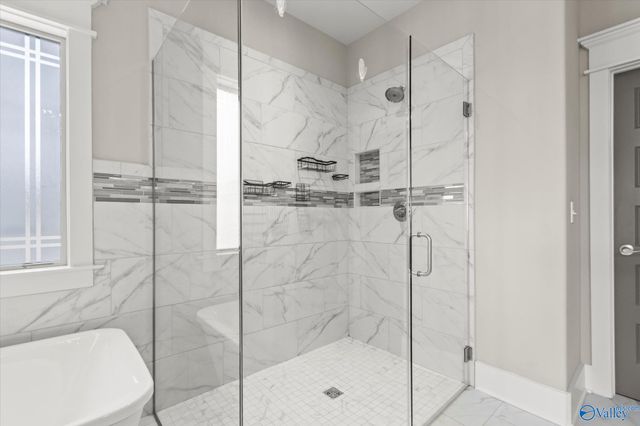 21 Scenic Loop Road, Huntsville, AL 35803