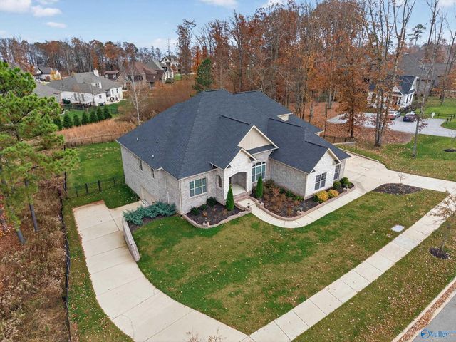 21 Scenic Loop Road, Huntsville, AL 35803