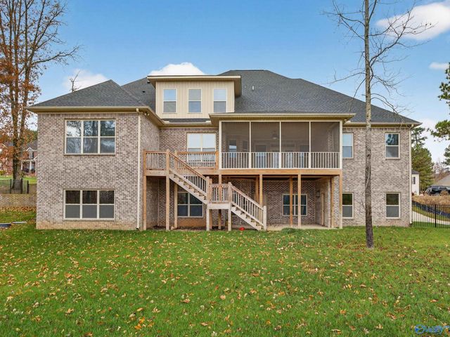 21 Scenic Loop Road, Huntsville, AL 35803
