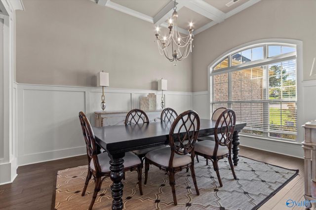 21 Scenic Loop Road, Huntsville, AL 35803