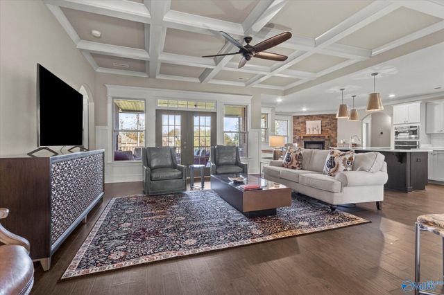 21 Scenic Loop Road, Huntsville, AL 35803