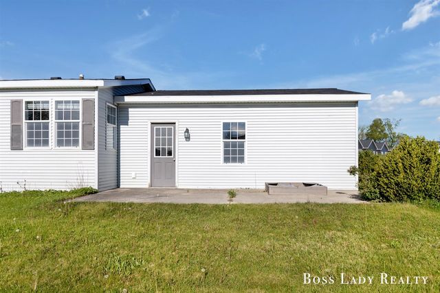 7426 Pinto Drive, Caledonia, MI 49316