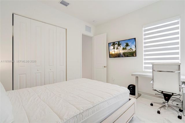 4367 SW 123 ln, Davie, FL 33330