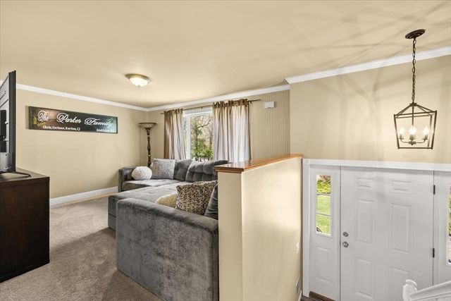 20 Ascension St, Blackstone, MA 01504