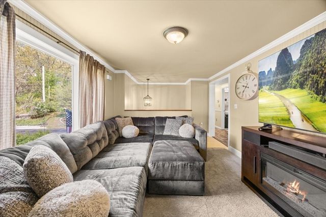 20 Ascension St, Blackstone, MA 01504