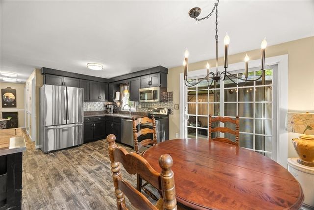 20 Ascension St, Blackstone, MA 01504
