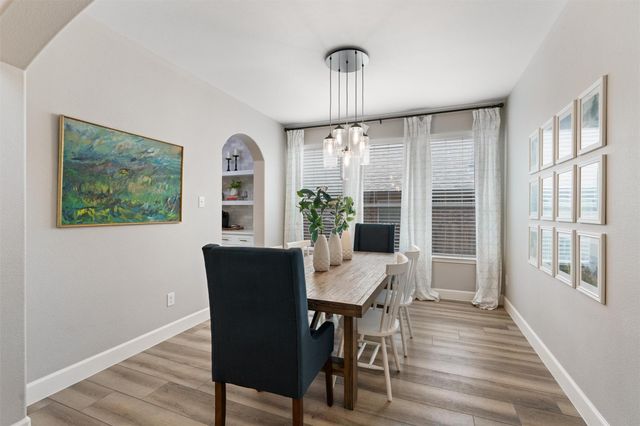 144 Copper Lake LN, Georgetown, TX 78628