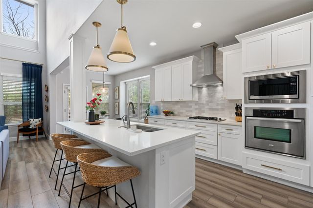 144 Copper Lake LN, Georgetown, TX 78628