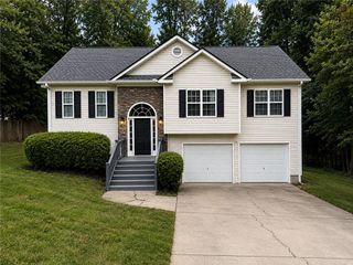 205 White Pine Lane, Temple, GA 30179