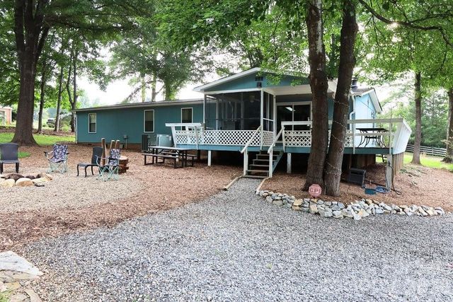 2095 Goodman Lake Road, Morganton, NC 28655