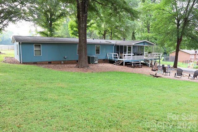 2095 Goodman Lake Road, Morganton, NC 28655