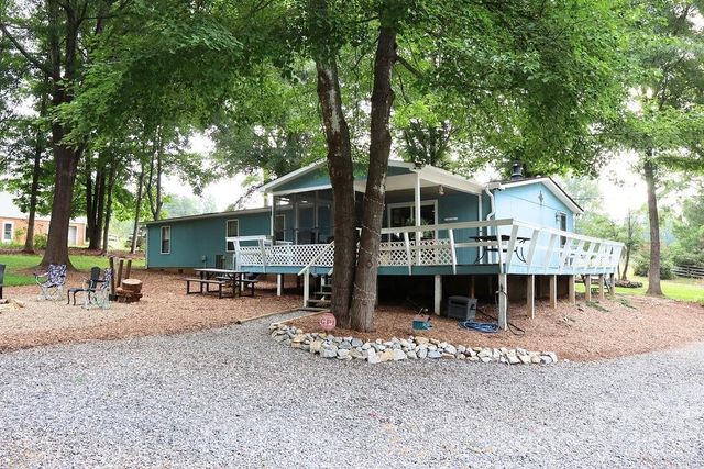 2095 Goodman Lake Road, Morganton, NC 28655