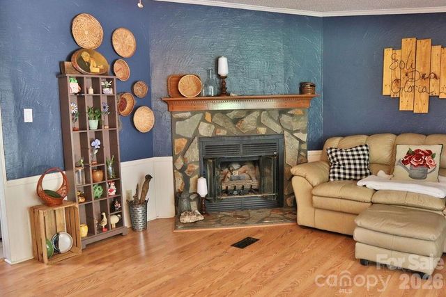 2095 Goodman Lake Road, Morganton, NC 28655