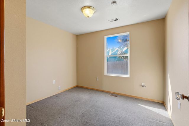 7666 W Lewis ST, Rathdrum, ID 83858