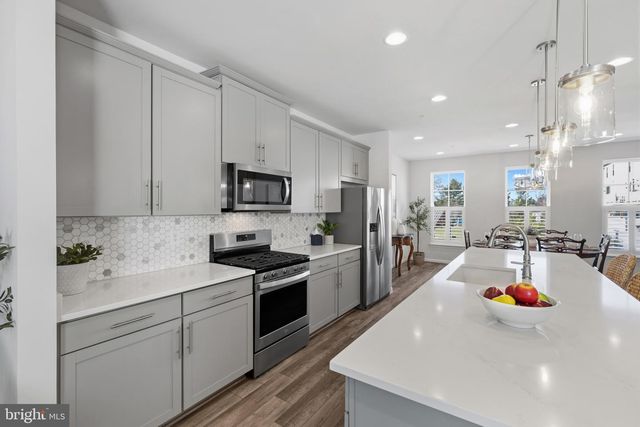 597 CROSS CHASE DR, Millersville, MD 21108