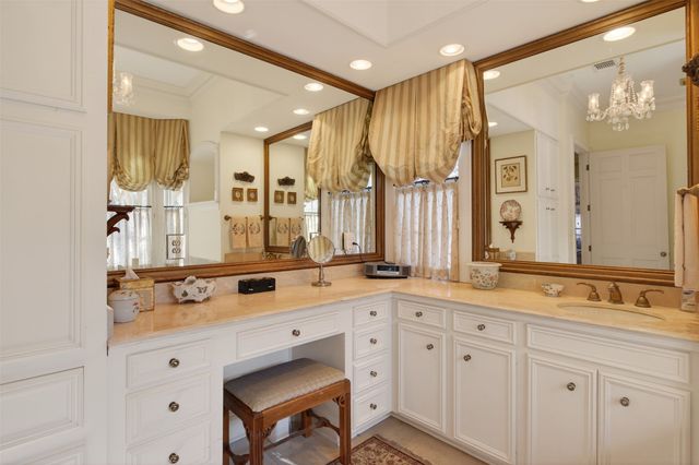 6607 Gilbert Drive, Shreveport, LA 71106