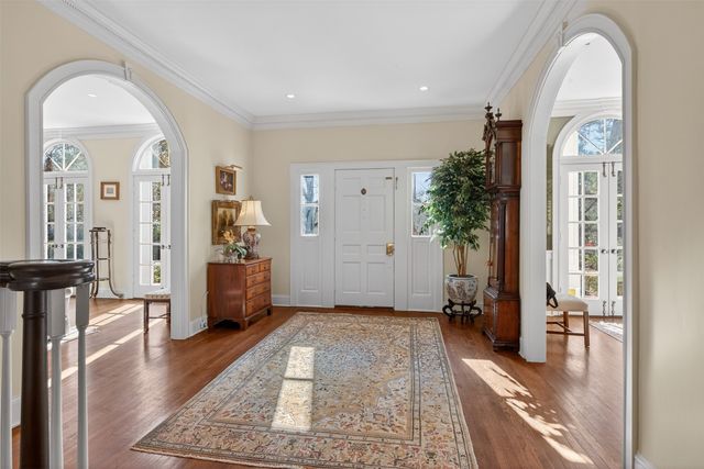 6607 Gilbert Drive, Shreveport, LA 71106