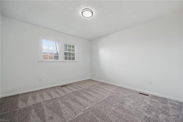 1057 Clipper DR, Hampton, VA 23669