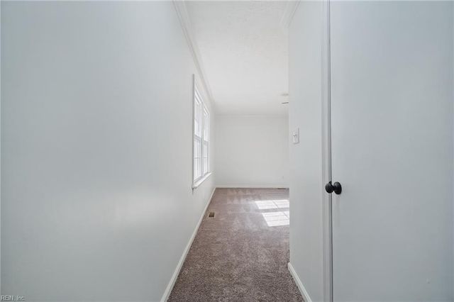 1057 Clipper DR, Hampton, VA 23669
