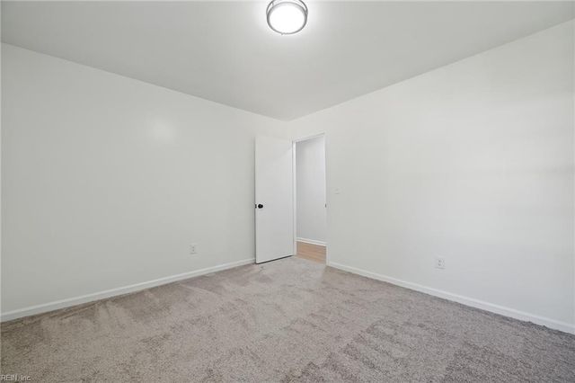 1057 Clipper DR, Hampton, VA 23669