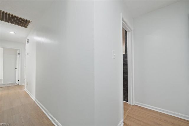 1057 Clipper DR, Hampton, VA 23669