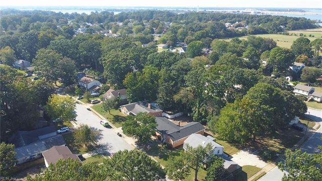 1057 Clipper DR, Hampton, VA 23669