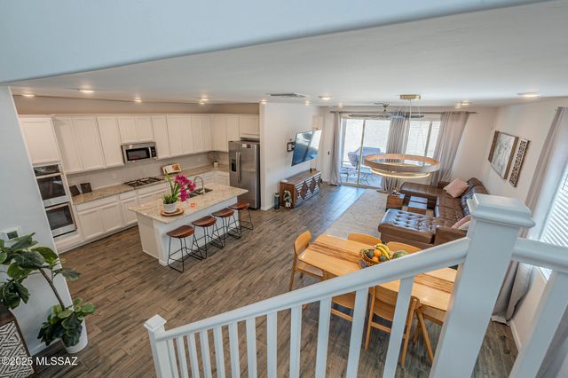 13073 E Cembeline Lane, Tucson, AZ 85747