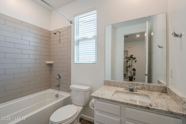 13073 E Cembeline Lane, Tucson, AZ 85747