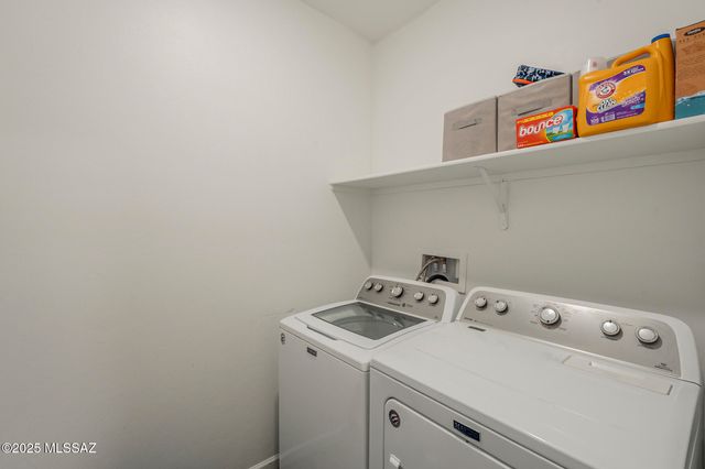 13073 E Cembeline Lane, Tucson, AZ 85747