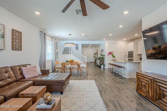 13073 E Cembeline Lane, Tucson, AZ 85747