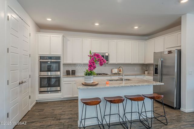 13073 E Cembeline Lane, Tucson, AZ 85747