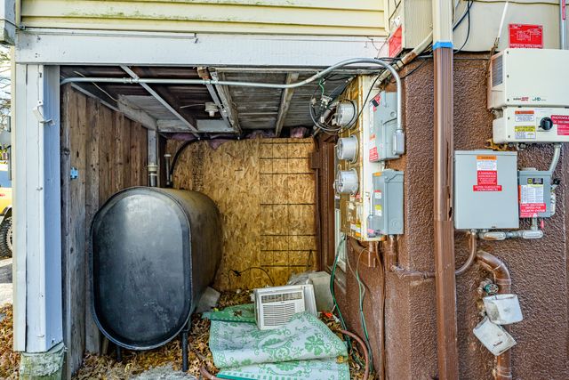 41 Stuart Avenue, New London, CT 06320