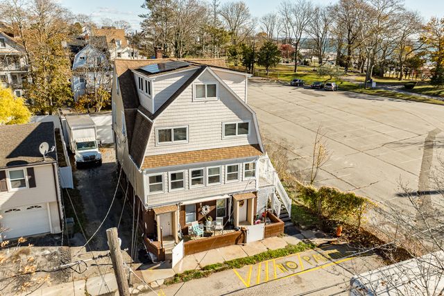 41 Stuart Avenue, New London, CT 06320