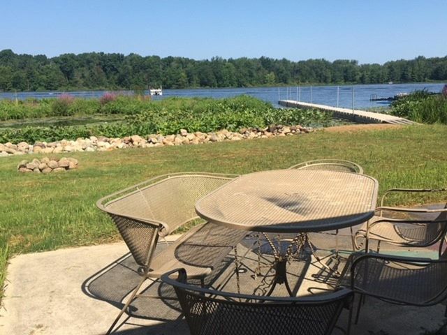 416 W Russell Drive, Coldwater, MI 49036