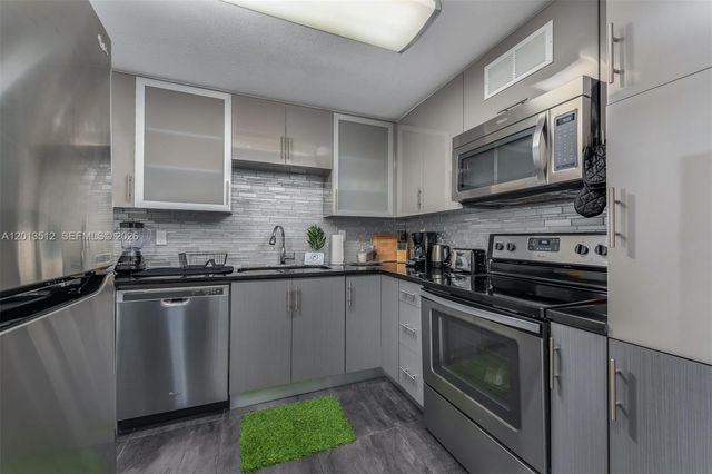 200 178th Dr 604, Sunny Isles Beach, FL 33160