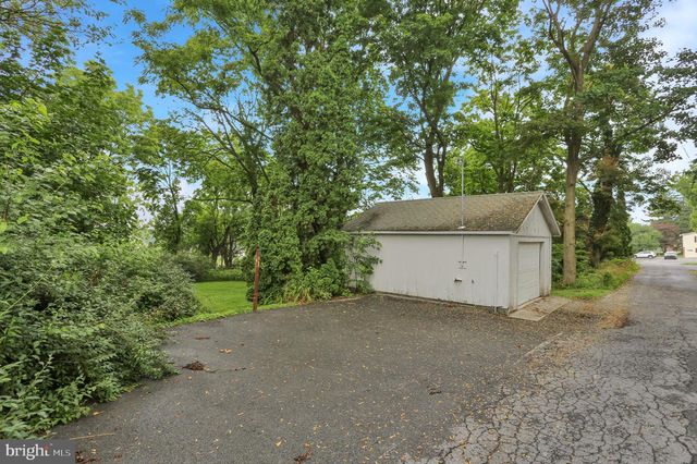 15179 KUTZTOWN RD, Kutztown, PA 19530