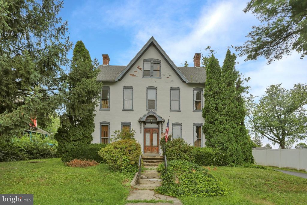 15179 KUTZTOWN RD, Kutztown, PA 19530