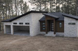 52 Altiplano Cir, Hot Springs Village, AR 71909