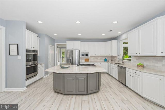 15125 ROLLINMEAD DR, Gaithersburg, MD 20878