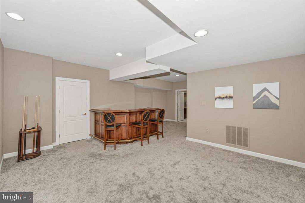 Image 65 of property listing at 15125 ROLLINMEAD DR, Gaithersburg, MD 20878