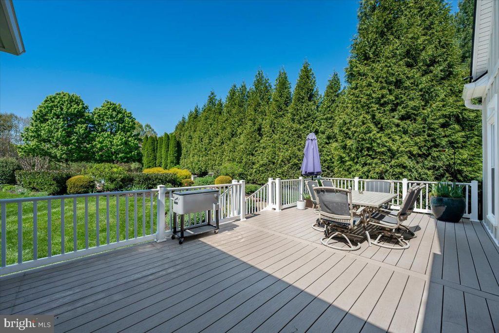 Image 67 of property listing at 15125 ROLLINMEAD DR, Gaithersburg, MD 20878