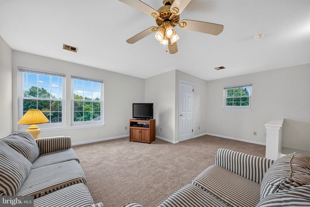 321 MCINTOSH RD, WEST CHESTER, PA 19382 — photo 5