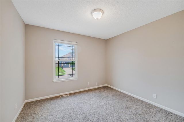 1601 NW Nicholas Drive, Grain Valley, MO 64029