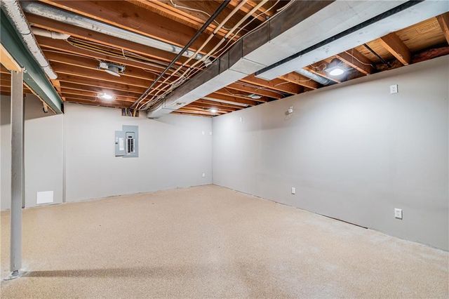 1601 NW Nicholas Drive, Grain Valley, MO 64029